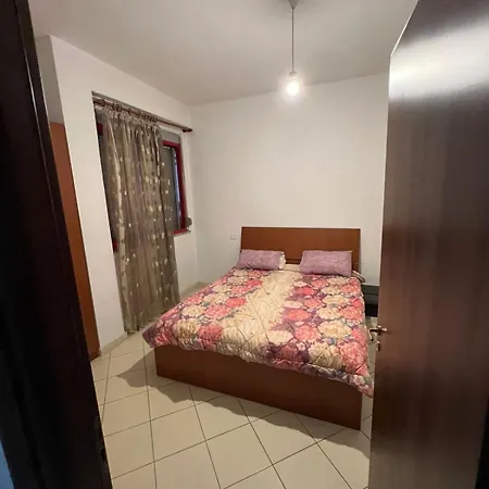 Apartment Hyrje Tirana
